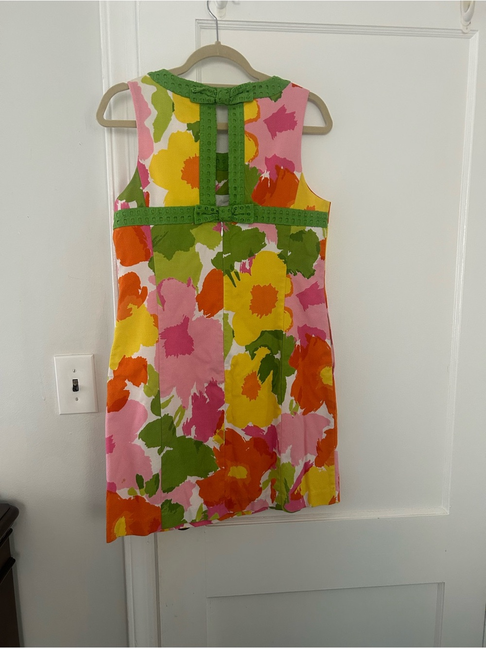 Women’s Vineyard Vines Bright Floral Shift Dress in Pink, Orange, Yellow & Green - Picture 2 of 3